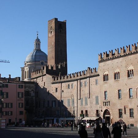 B&B Casa Dei Poeti Mantua Buitenkant foto