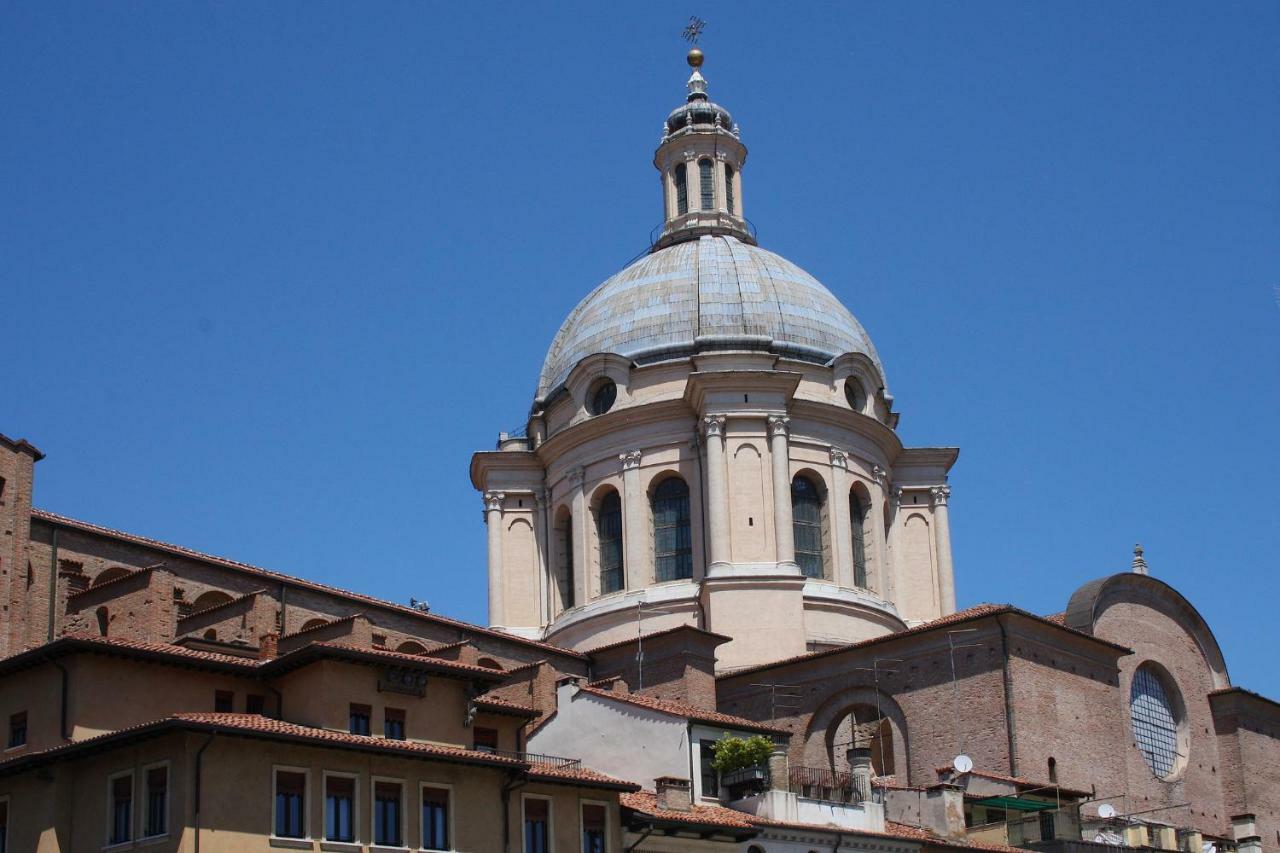 B&B Casa Dei Poeti Mantua Buitenkant foto