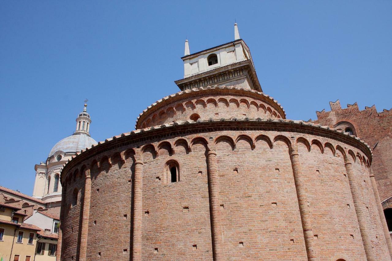 B&B Casa Dei Poeti Mantua Buitenkant foto