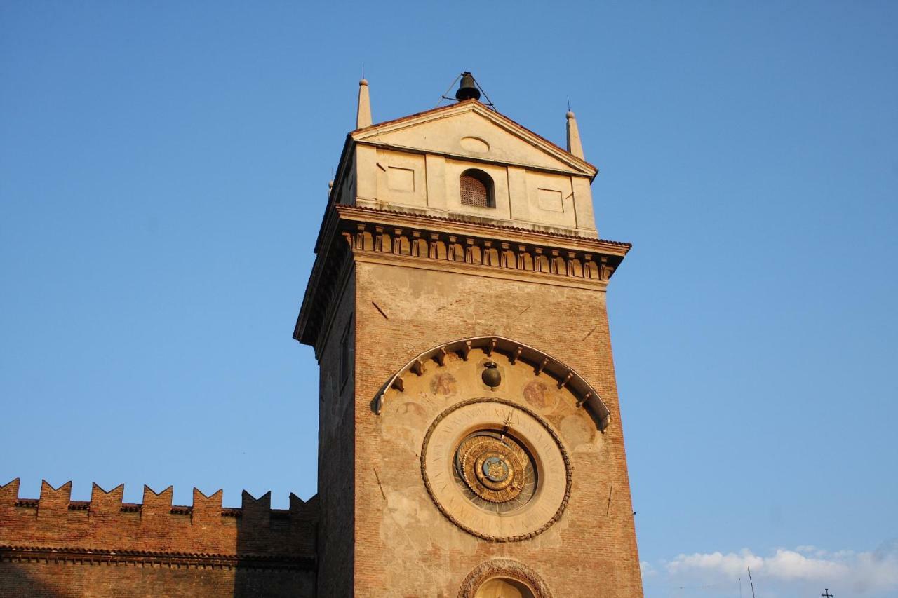 B&B Casa Dei Poeti Mantua Buitenkant foto