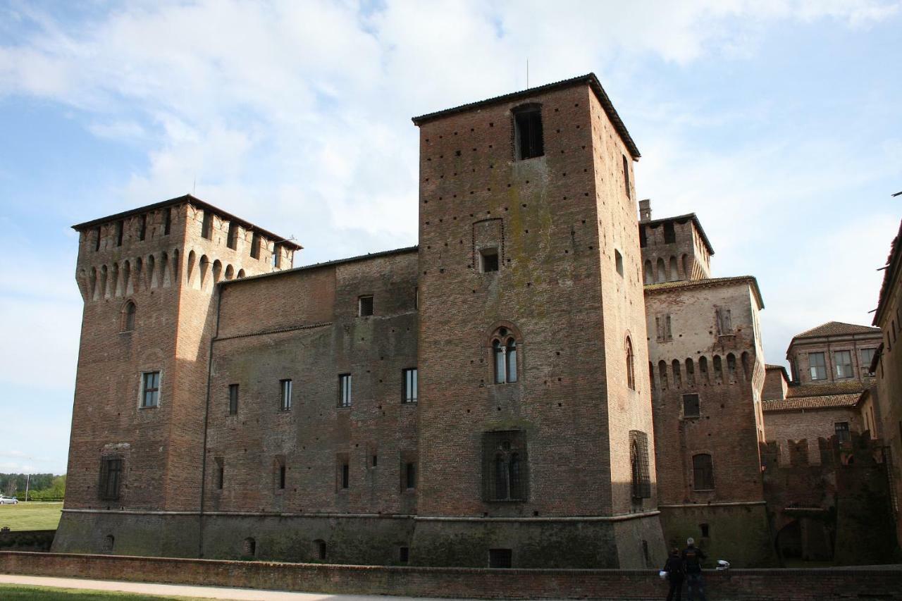 B&B Casa Dei Poeti Mantua Buitenkant foto