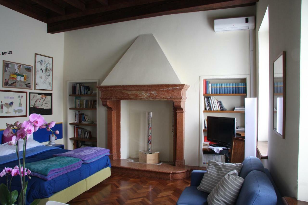 B&B Casa Dei Poeti Mantua Buitenkant foto