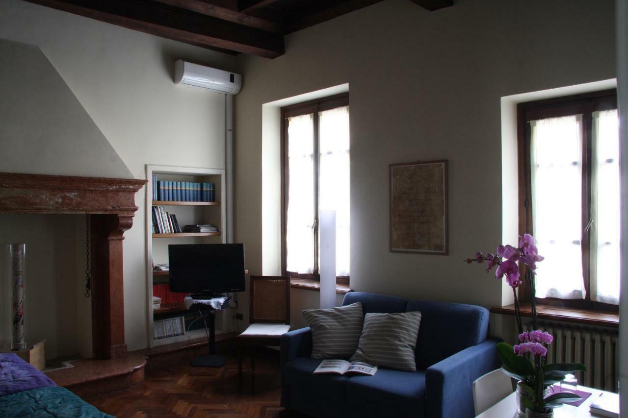 B&B Casa Dei Poeti Mantua Buitenkant foto